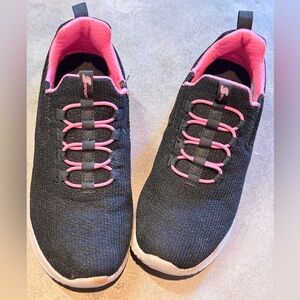 S Sport by Skechers Girls slip-on sneakers Size 2